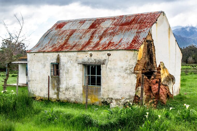 rustic house, country house, derelict building-3918864.jpg