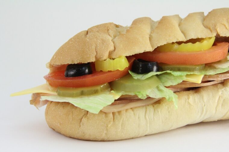 submarine sandwich, sub, subway-702802.jpg